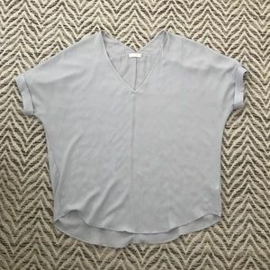 LUSH V-NECK BLOUSE